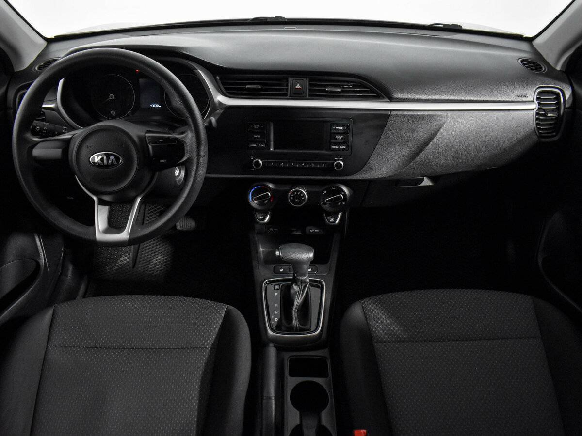 Kia Rio с пробегом — 2020 год. Фото: #12