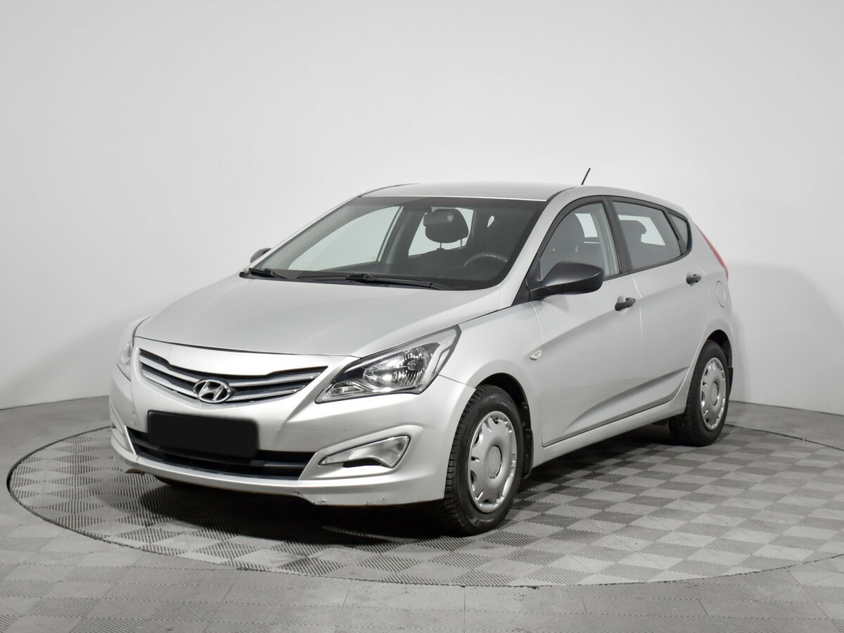 Hyundai Solaris с пробегом — 2015 год. Фото: #0
