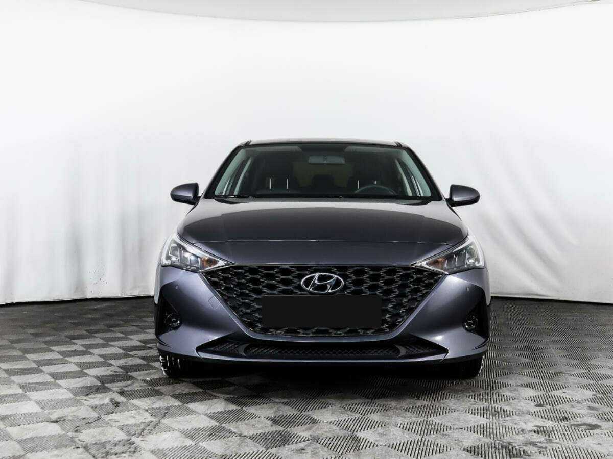 Hyundai Solaris с пробегом — 2021 год. Фото: #1