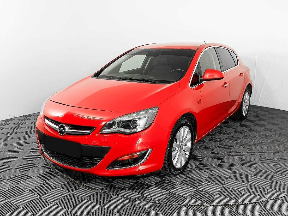 Opel Astra с пробегом — 2012 год. Посмотреть фото