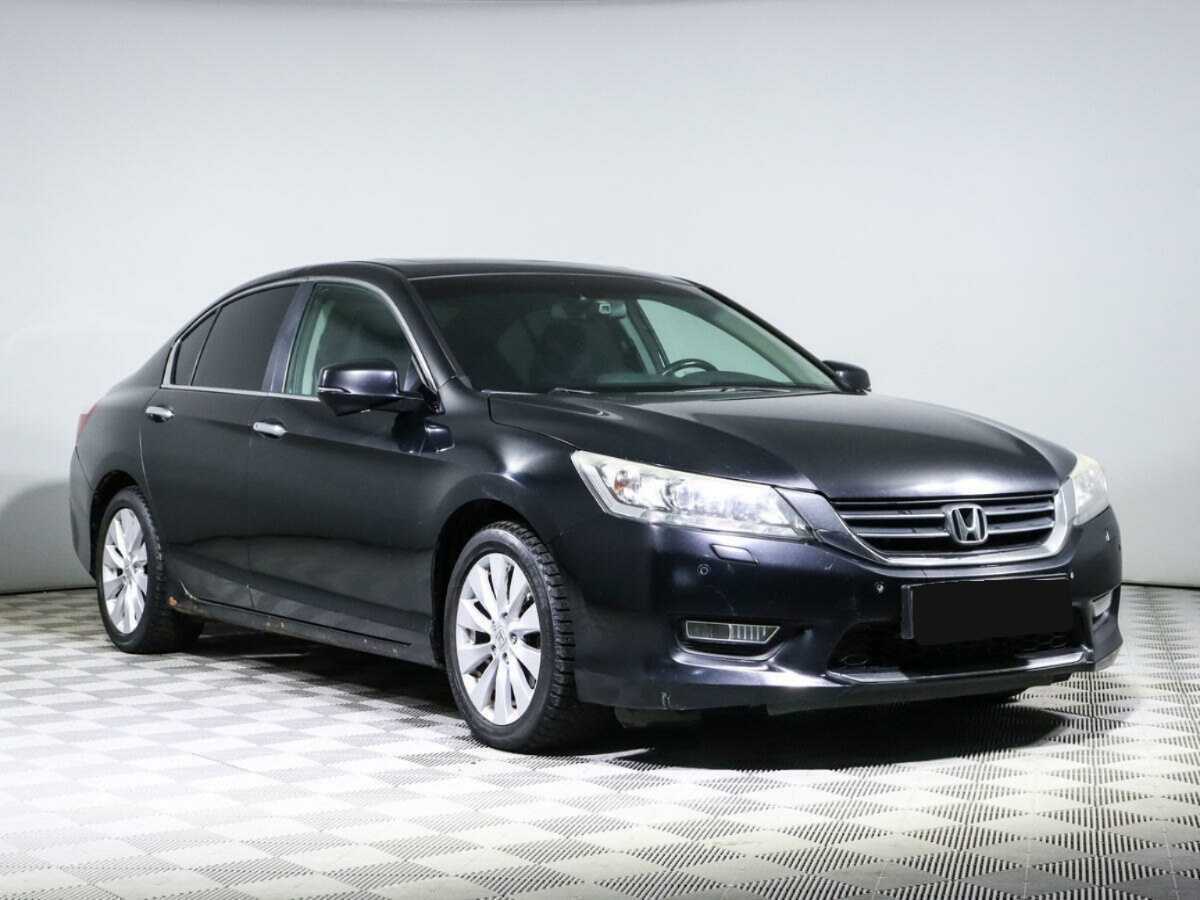 Honda Accord с пробегом — 2013 год. Фото: #2