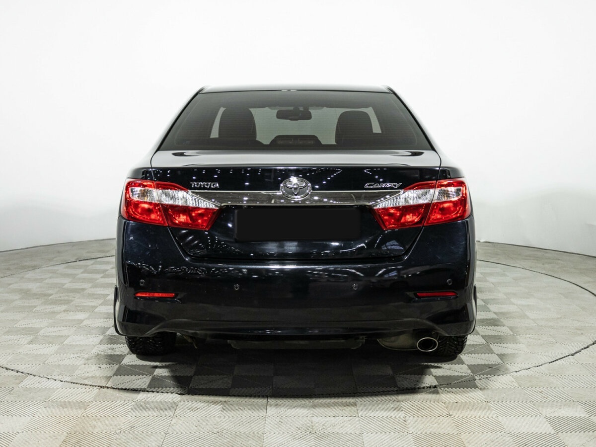 Toyota Camry с пробегом — 2012 год. Фото: #5