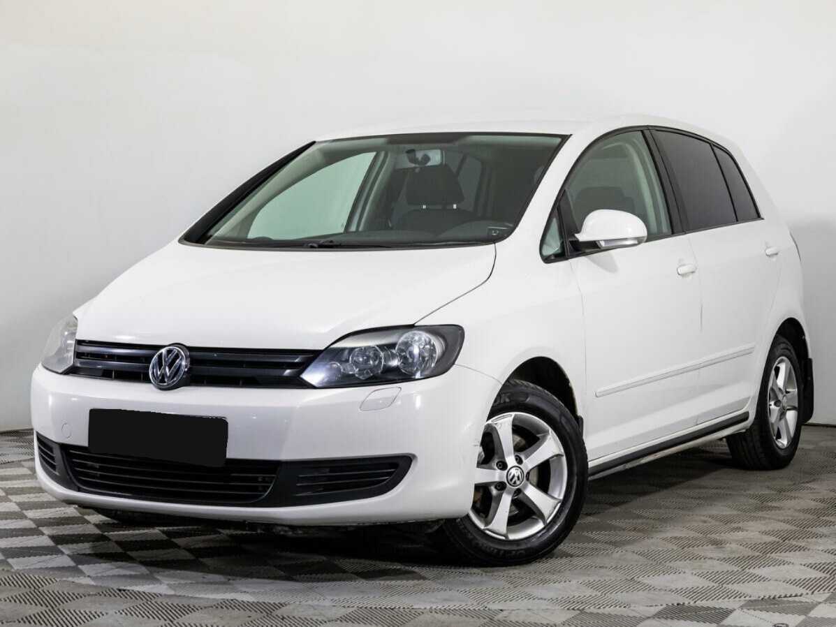Volkswagen Golf Plus с пробегом — 2013 год. Фото: #0