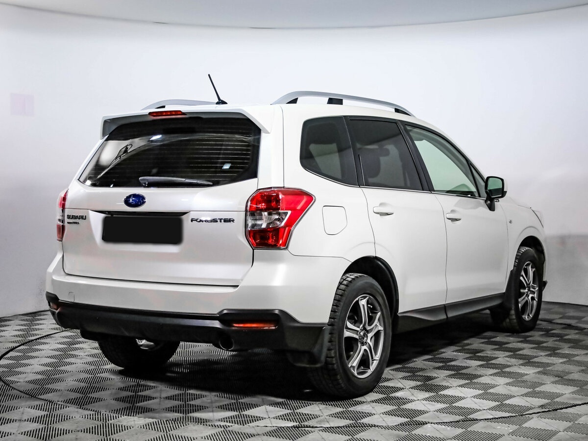 Subaru Forester с пробегом — 2014 год. Фото: #4