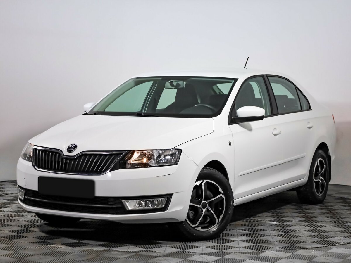 Skoda Rapid с пробегом — 2015 год. Фото: #0