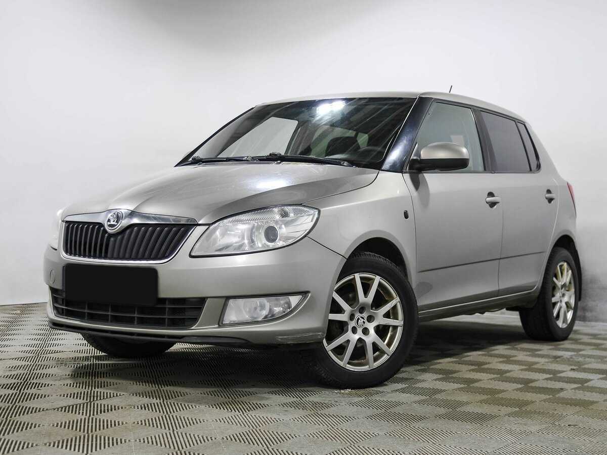 Skoda Fabia с пробегом — 2013 год. Фото: #0