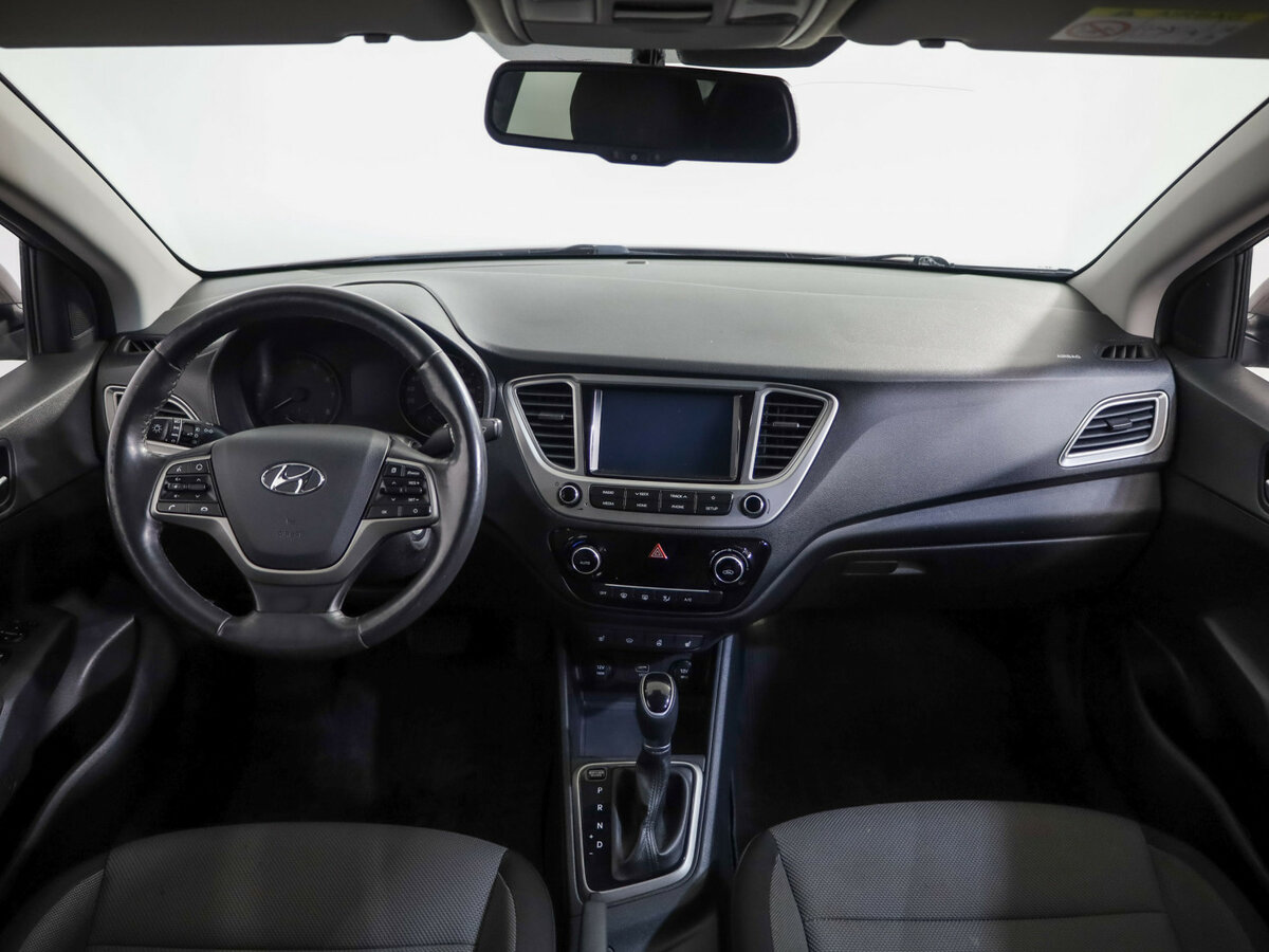 Hyundai Solaris с пробегом — 2019 год. Фото: #7