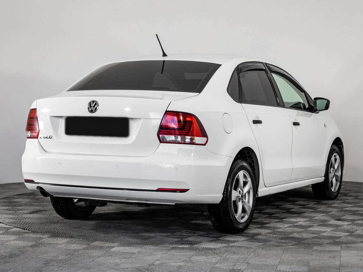 Volkswagen Polo с пробегом — 2016 год. Фото: #3