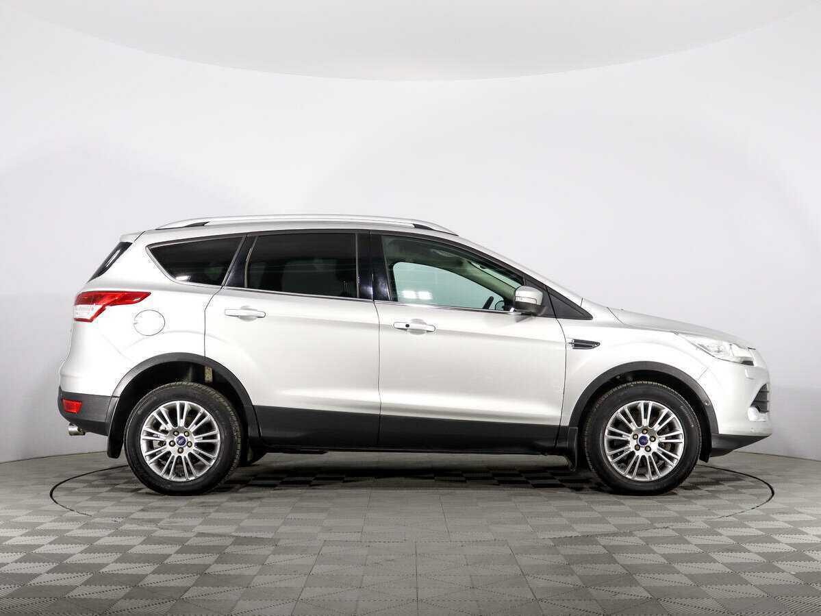 Ford Kuga с пробегом — 2014 год. Фото: #3