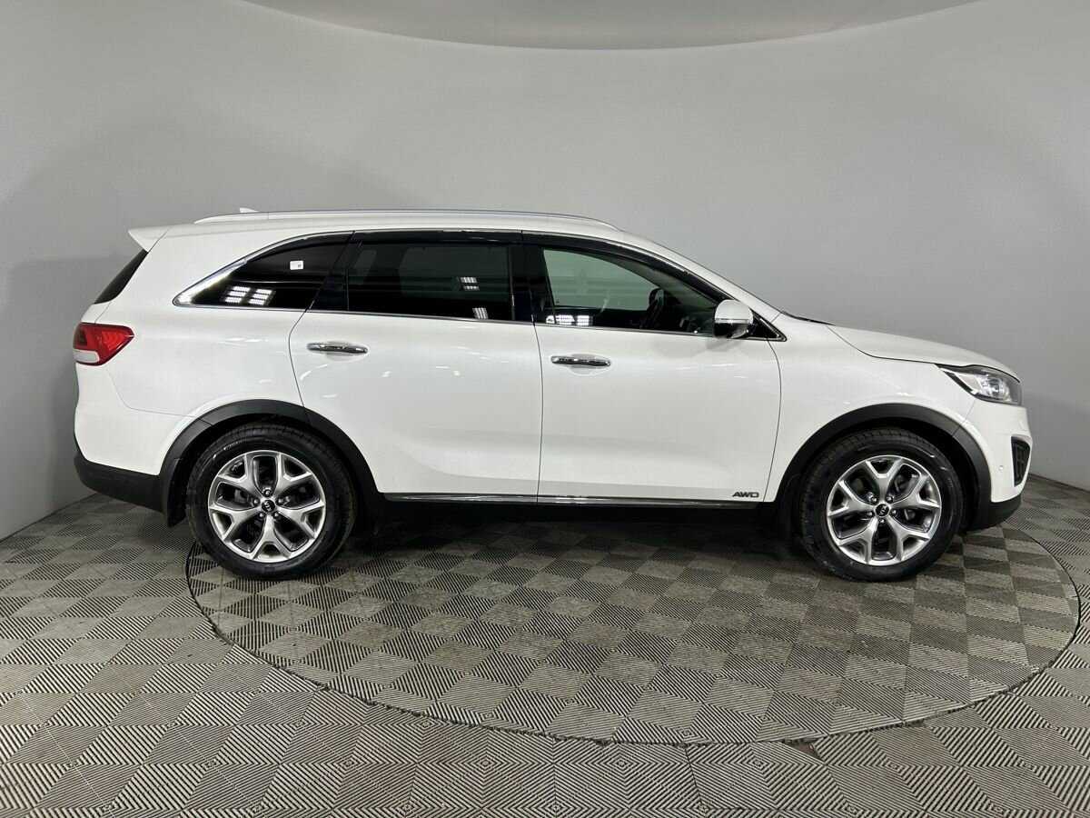 Kia Sorento с пробегом — 2017 год. Фото: #3