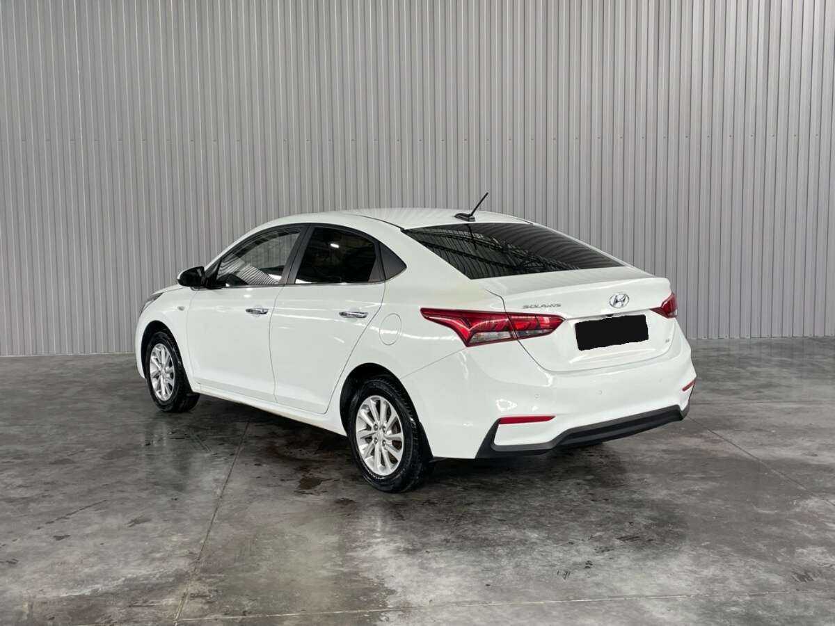 Hyundai Solaris с пробегом — 2018 год. Фото: #6
