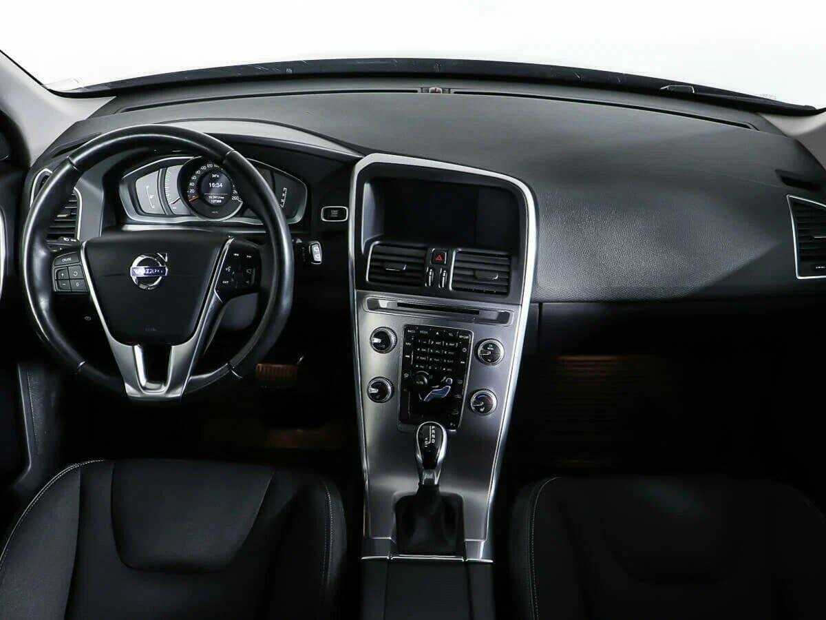 Volvo XC60 с пробегом — 2017 год. Фото: #11