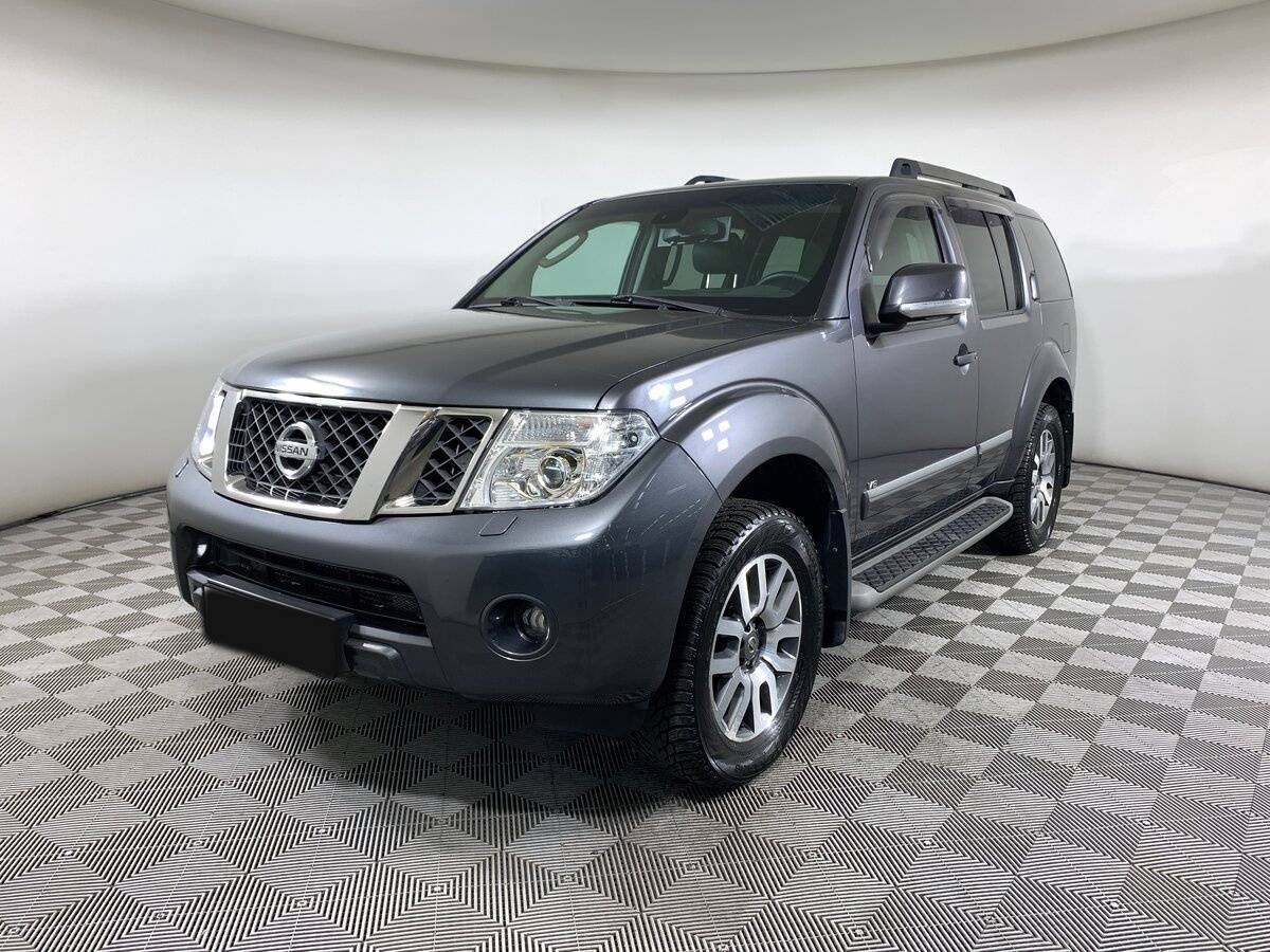 Nissan Pathfinder с пробегом — 2012 год. Фото: #0