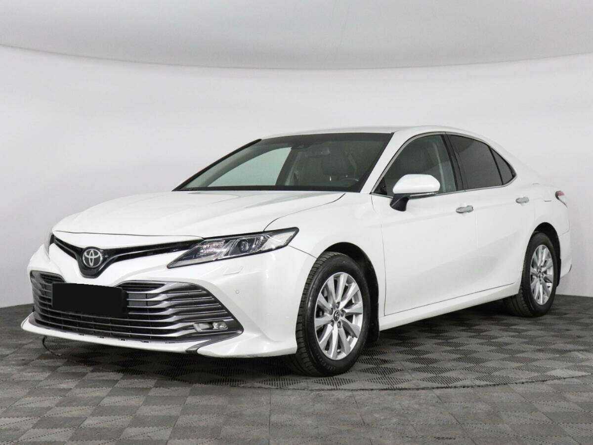 Toyota Camry с пробегом — 2019 год. Посмотреть фото