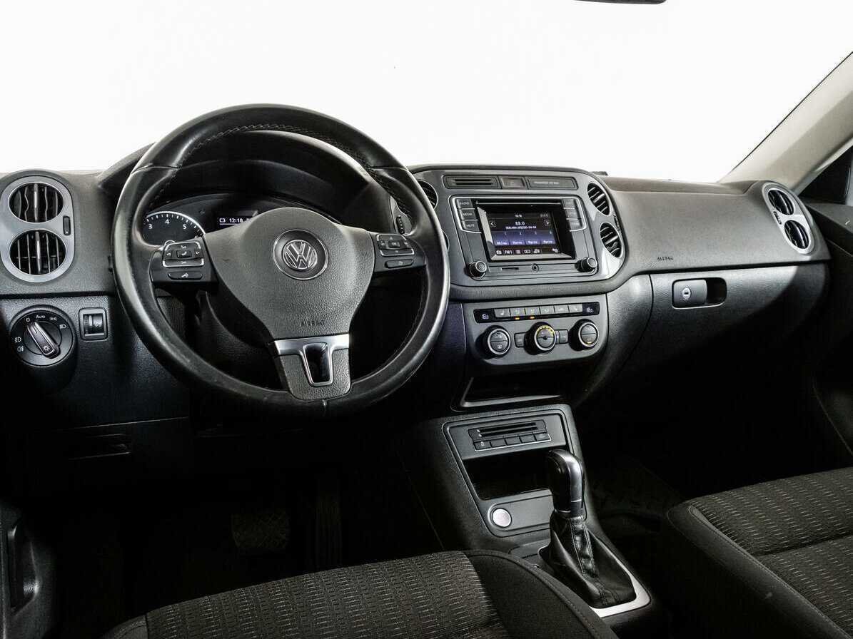Volkswagen Tiguan с пробегом — 2016 год. Фото: #8