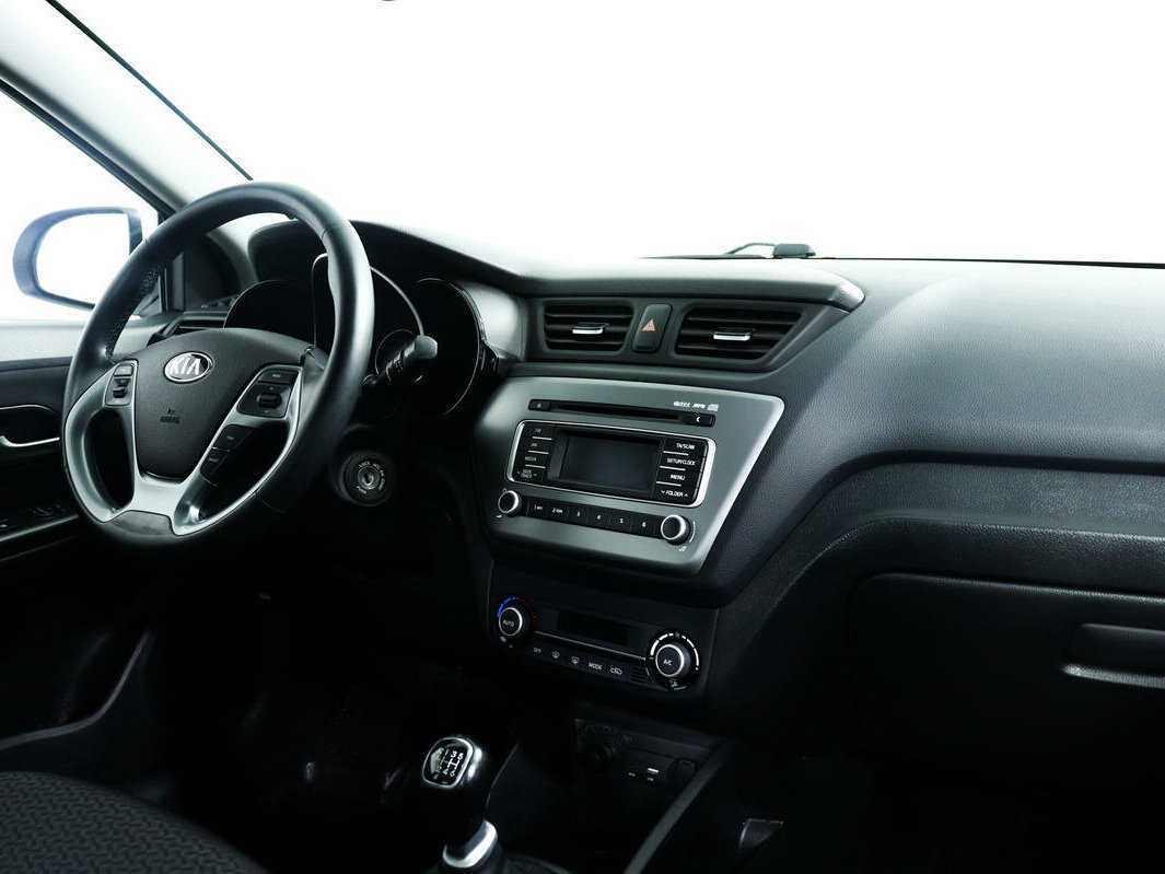 Kia Rio с пробегом — 2016 год. Фото: #8