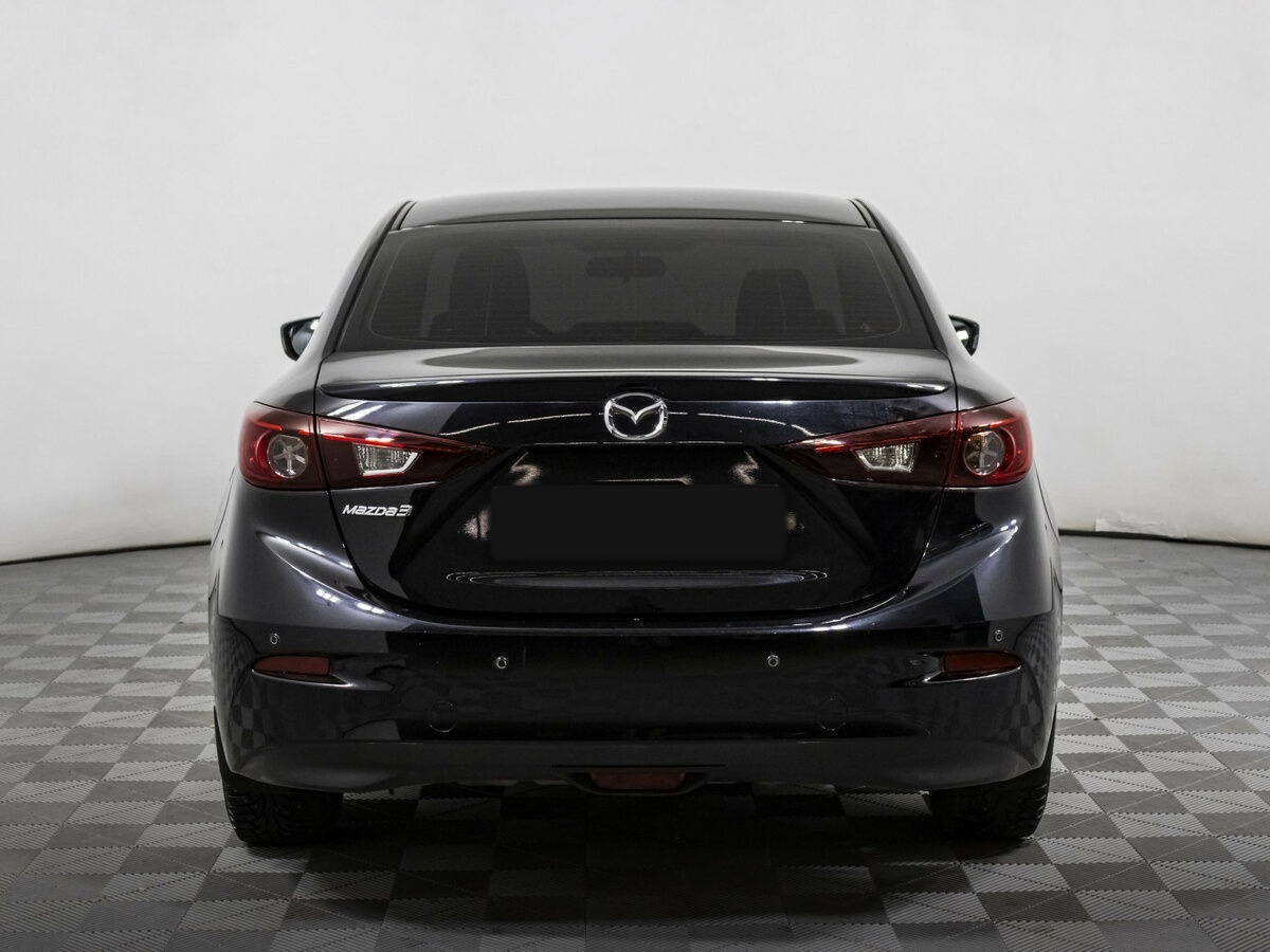 Mazda 3 с пробегом — 2015 год. Фото: #4
