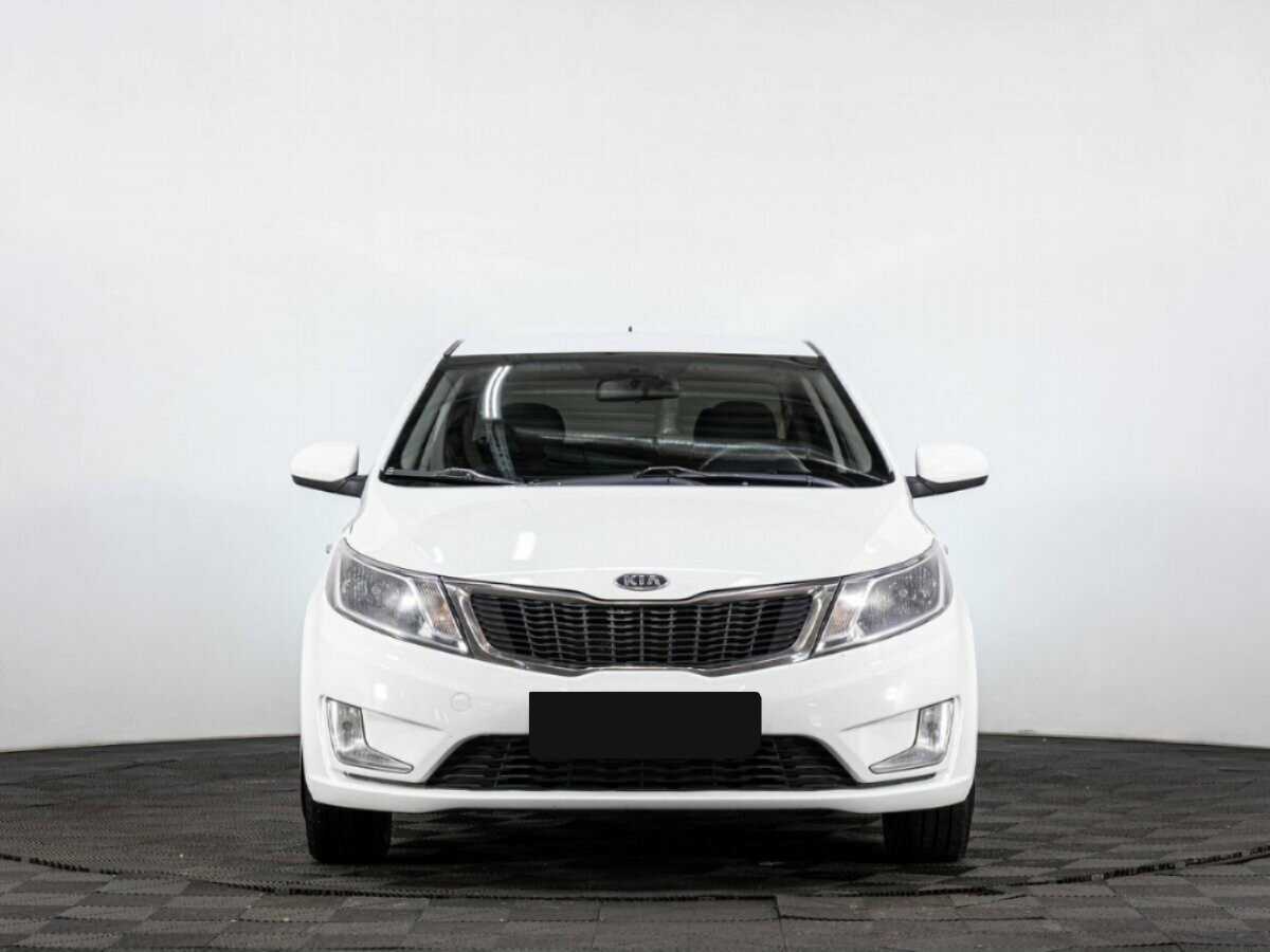 Kia Rio с пробегом — 2012 год. Фото: #1