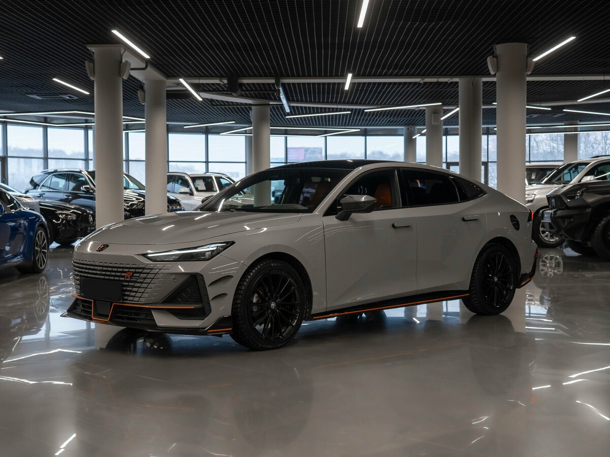 Changan UNI-V с пробегом — 2023 год. Посмотреть фото