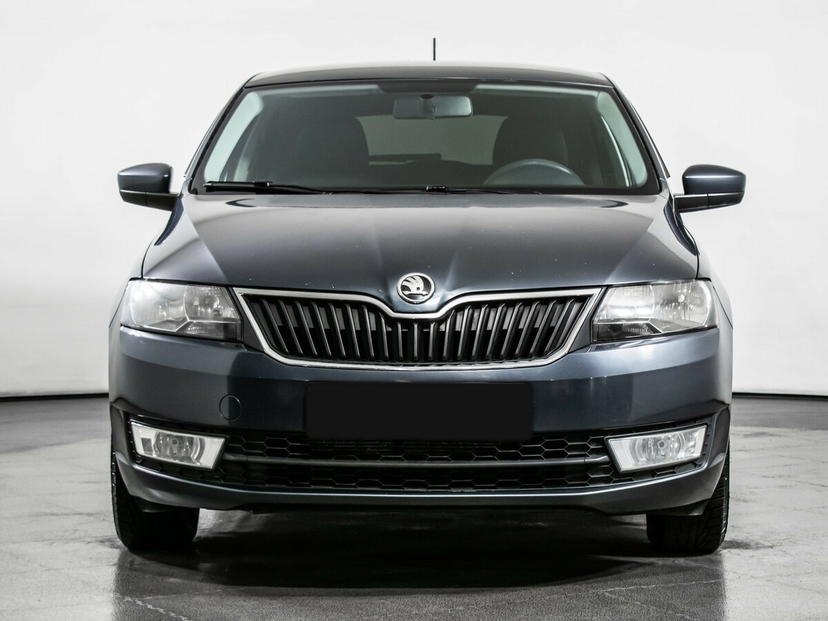 Skoda Rapid с пробегом — 2014 год. Фото: #1