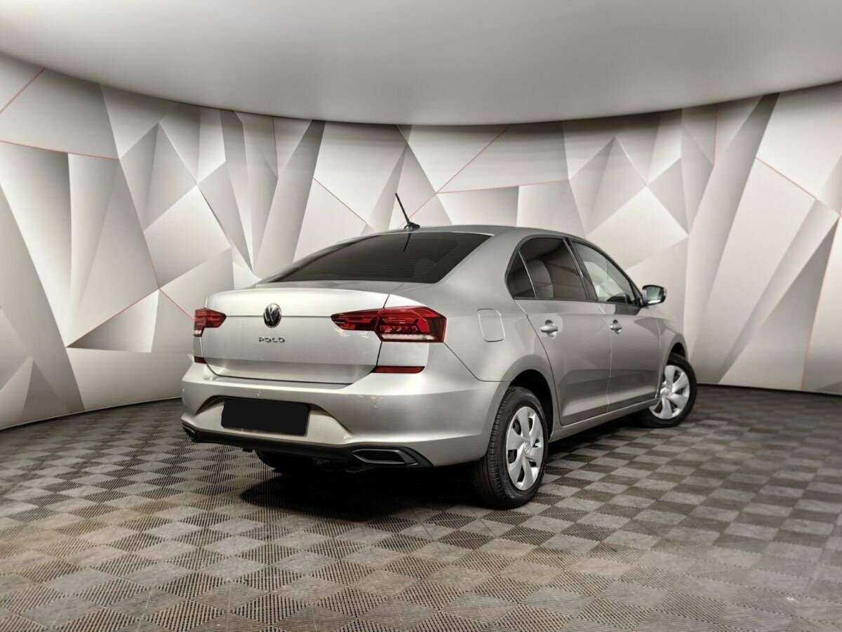 Volkswagen Polo с пробегом — 2020 год. Фото: #1