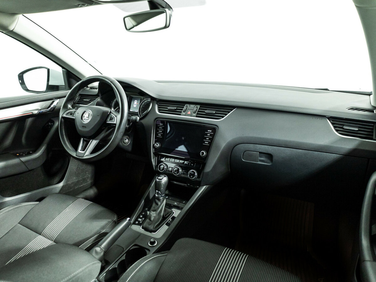Skoda Octavia с пробегом — 2017 год. Фото: #8
