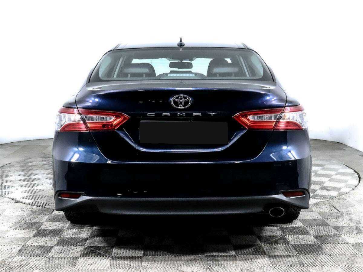 Toyota Camry с пробегом — 2019 год. Фото: #4