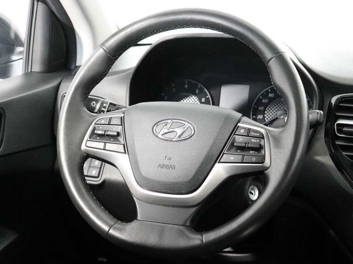 Hyundai Solaris с пробегом — 2021 год. Фото: #14