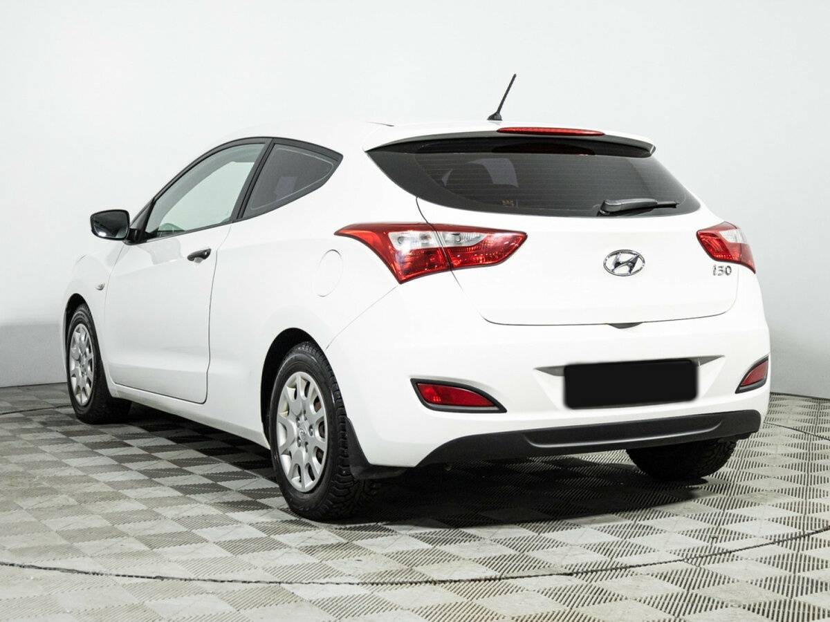 Hyundai i30 с пробегом — 2014 год. Фото: #6