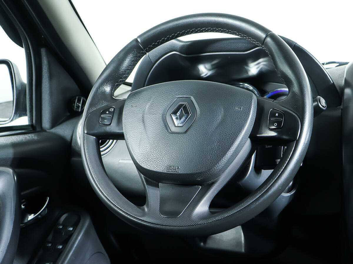 Renault Duster с пробегом — 2016 год. Фото: #13