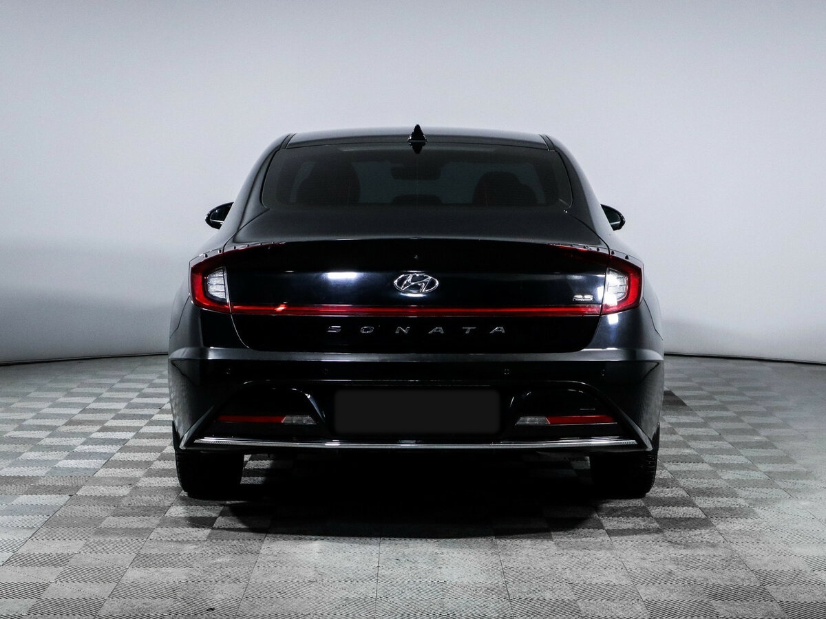 Hyundai Sonata с пробегом — 2022 год. Фото: #5