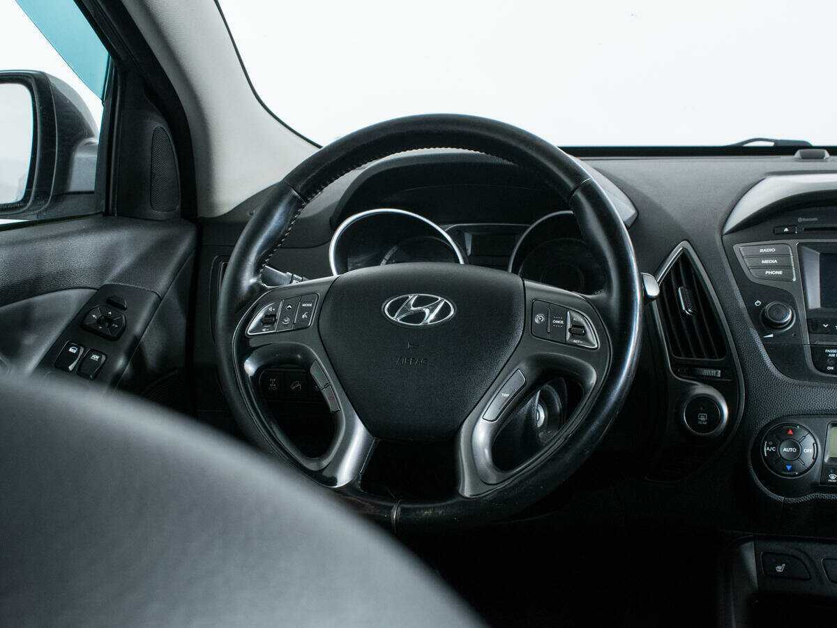 Hyundai ix35 с пробегом — 2013 год. Фото: #13
