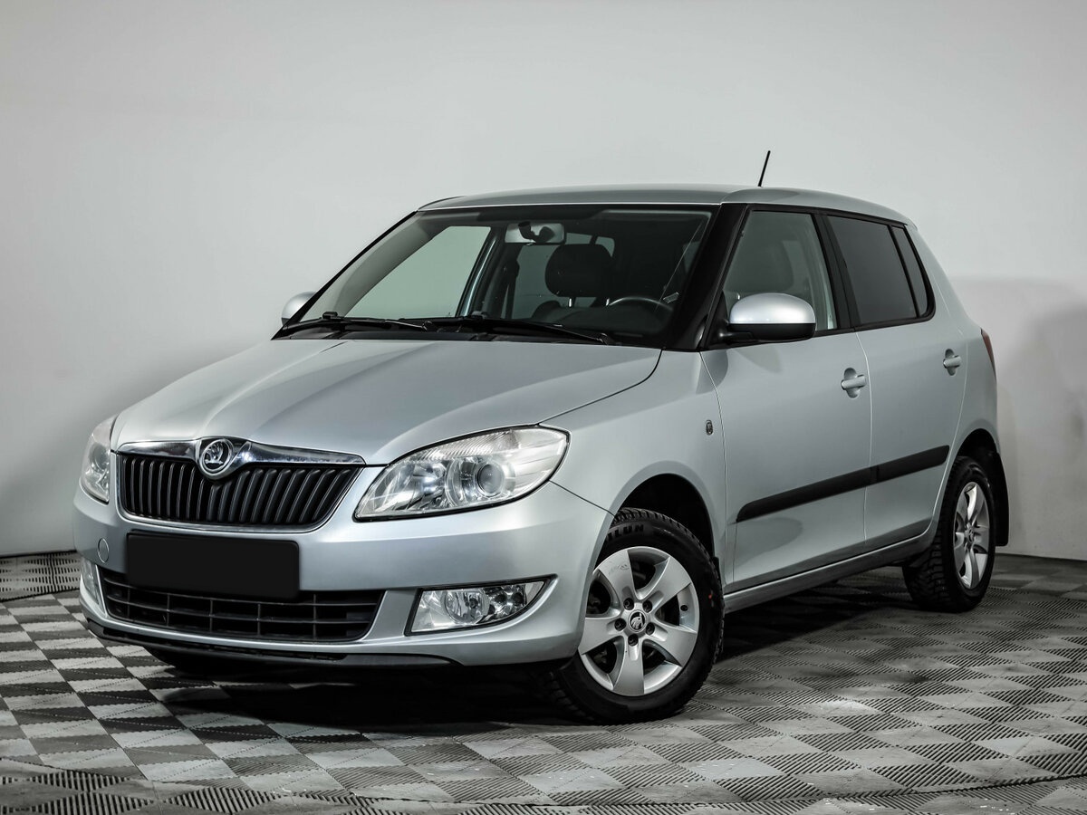 Skoda Fabia с пробегом — 2014 год. Фото: #0