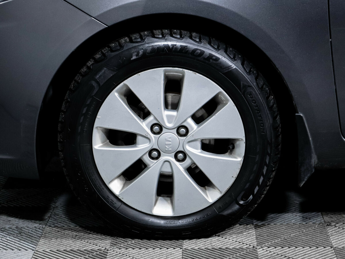 Kia Rio с пробегом — 2013 год. Фото: #11