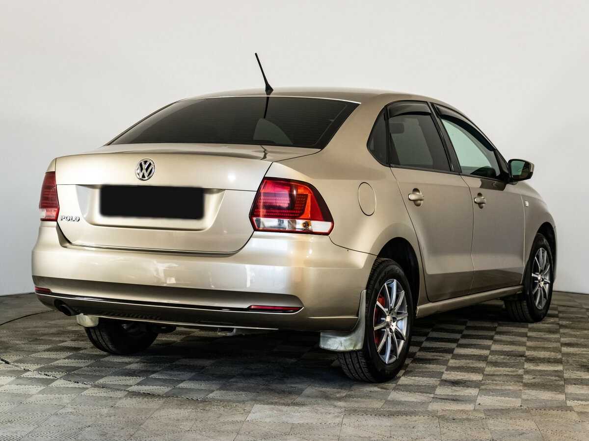 Volkswagen Polo с пробегом — 2016 год. Фото: #3