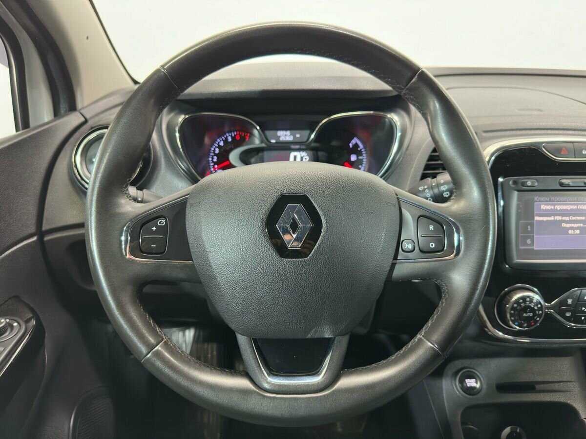 Renault Kaptur с пробегом — 2017 год. Фото: #11