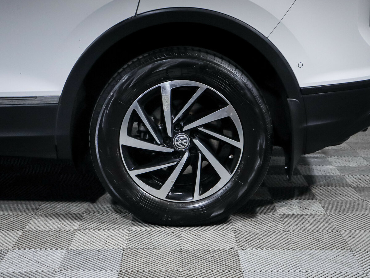 Volkswagen Tiguan с пробегом — 2018 год. Фото: #11