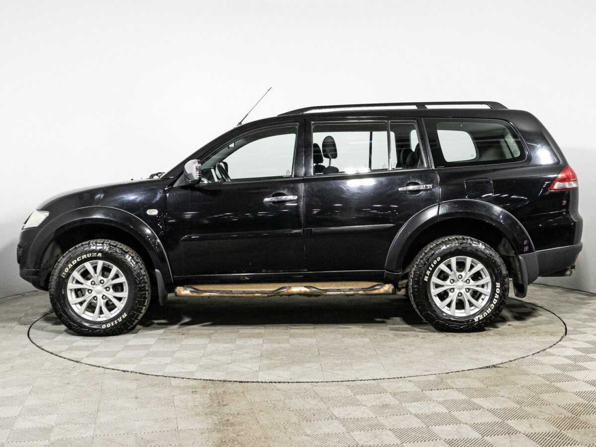 Mitsubishi Pajero Sport с пробегом — 2013 год. Фото: #7