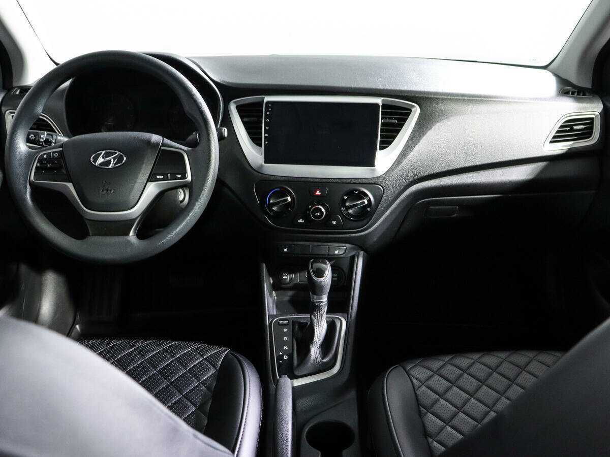 Hyundai Solaris с пробегом — 2019 год. Фото: #11