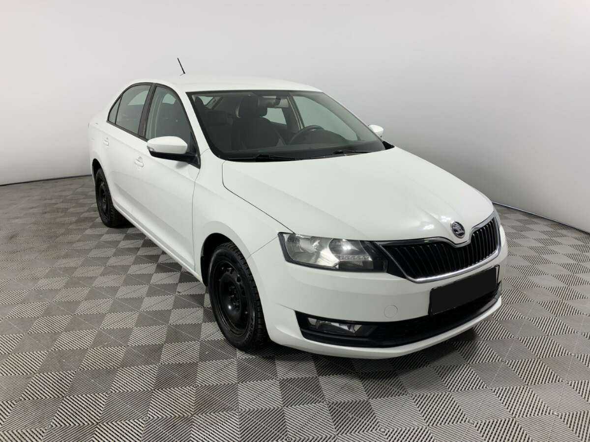 Skoda Rapid с пробегом — 2019 год. Фото: #2