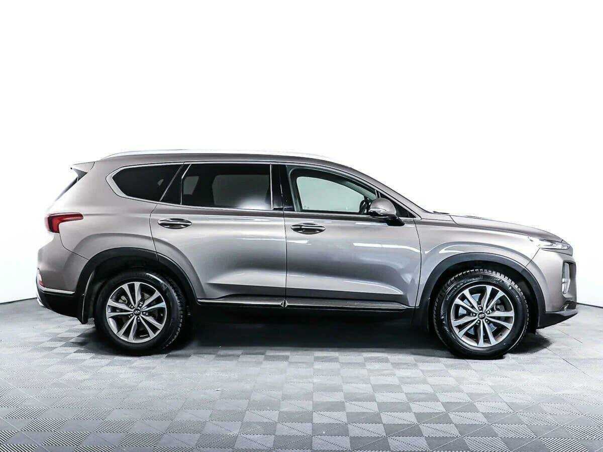 Hyundai Santa Fe с пробегом — 2019 год. Фото: #3