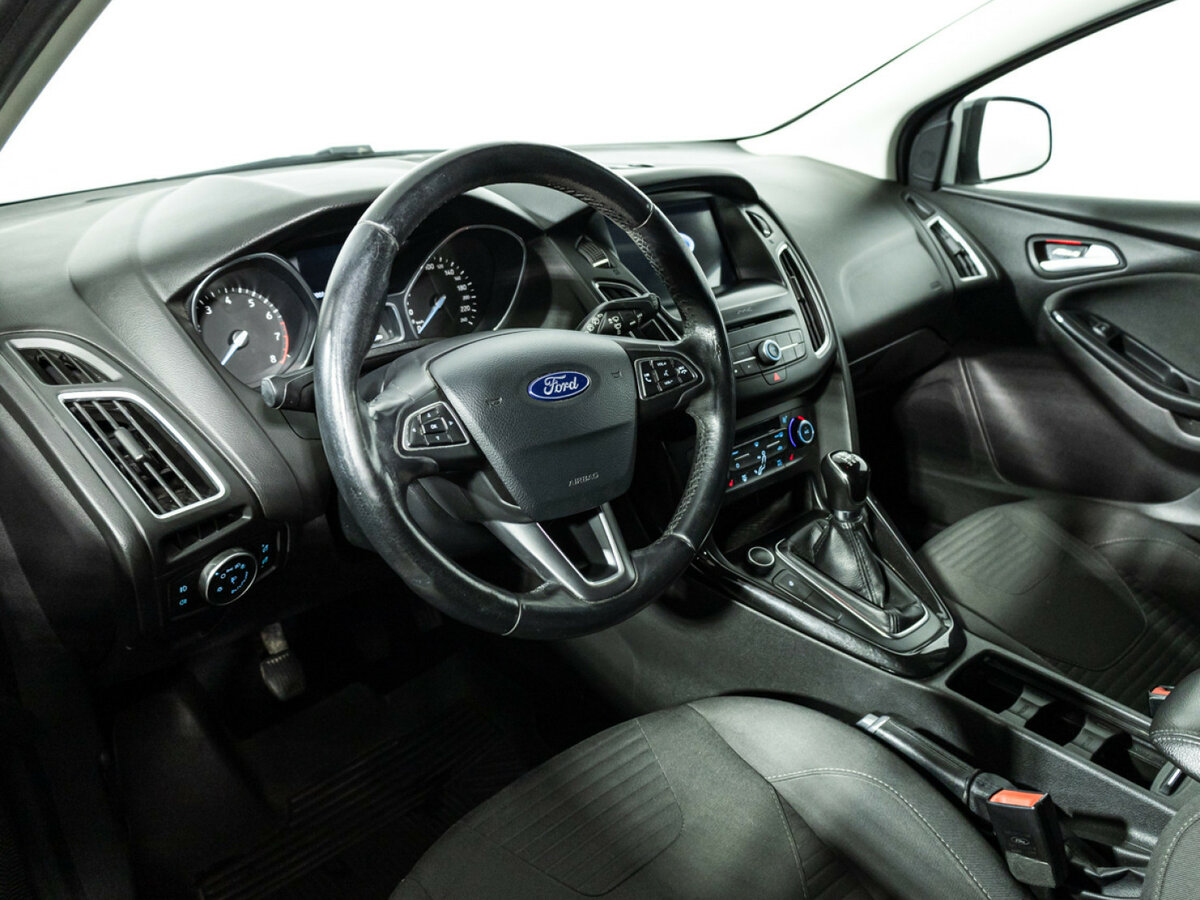 Ford Focus с пробегом — 2017 год. Фото: #10
