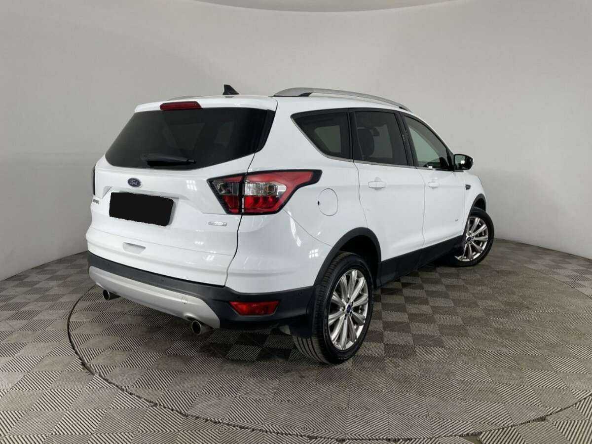 Ford Kuga с пробегом — 2017 год. Фото: #3