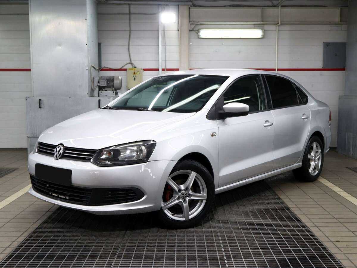 Volkswagen Polo с пробегом — 2012 год. Фото: #0