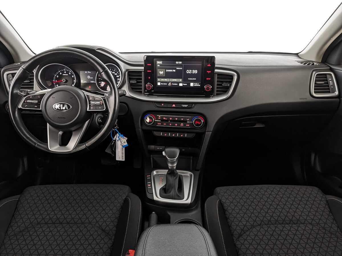 Kia XCeed с пробегом — 2021 год. Фото: #9