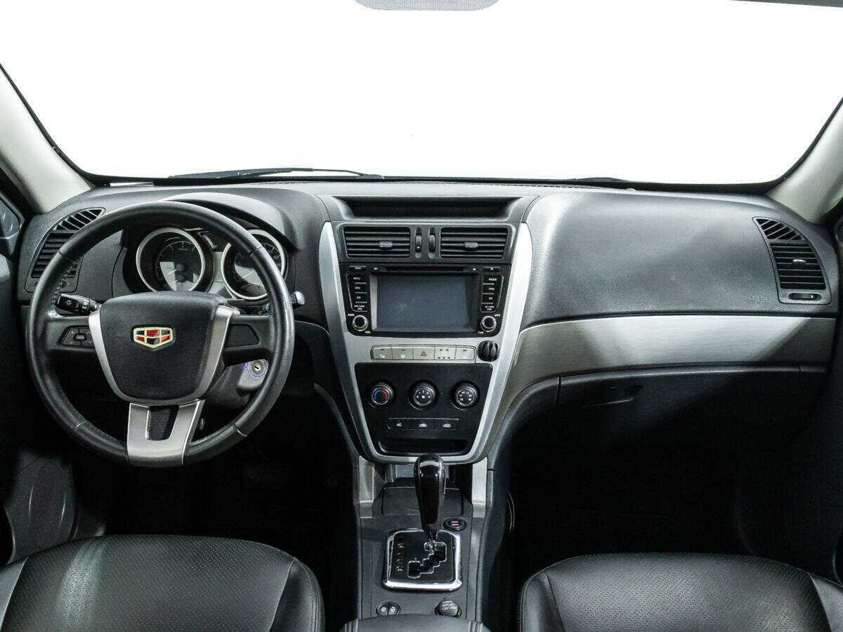 Geely Emgrand X7 с пробегом — 2015 год. Фото: #12