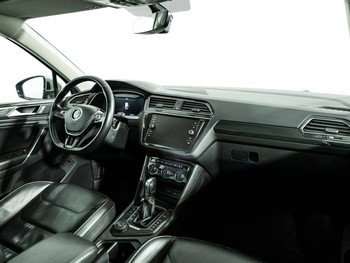 Volkswagen Tiguan с пробегом — 2018 год. Фото: #6