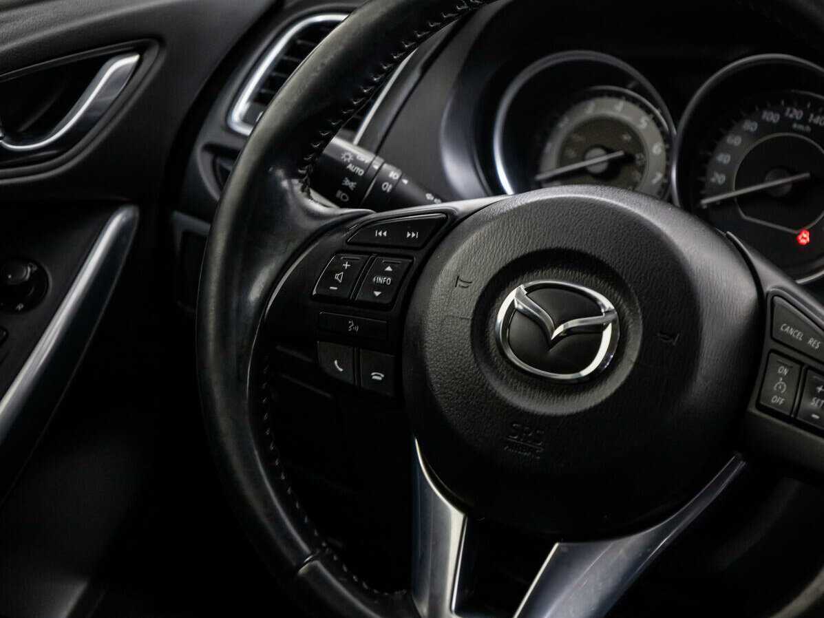 Mazda 6 с пробегом — 2013 год. Фото: #13