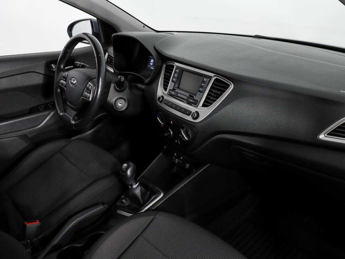 Hyundai Solaris с пробегом — 2019 год. Фото: #11