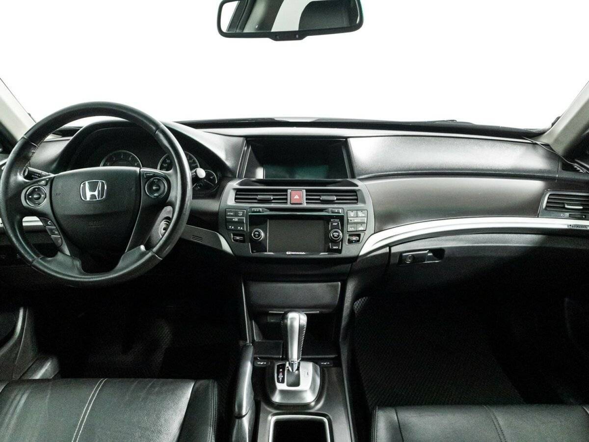 Honda Crosstour с пробегом — 2013 год. Фото: #11